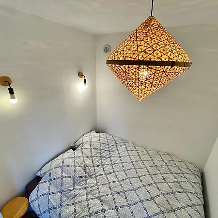 Cozy Renove Proche Gares, Balcon & Parking Apartment La Madeleine (Nord)
